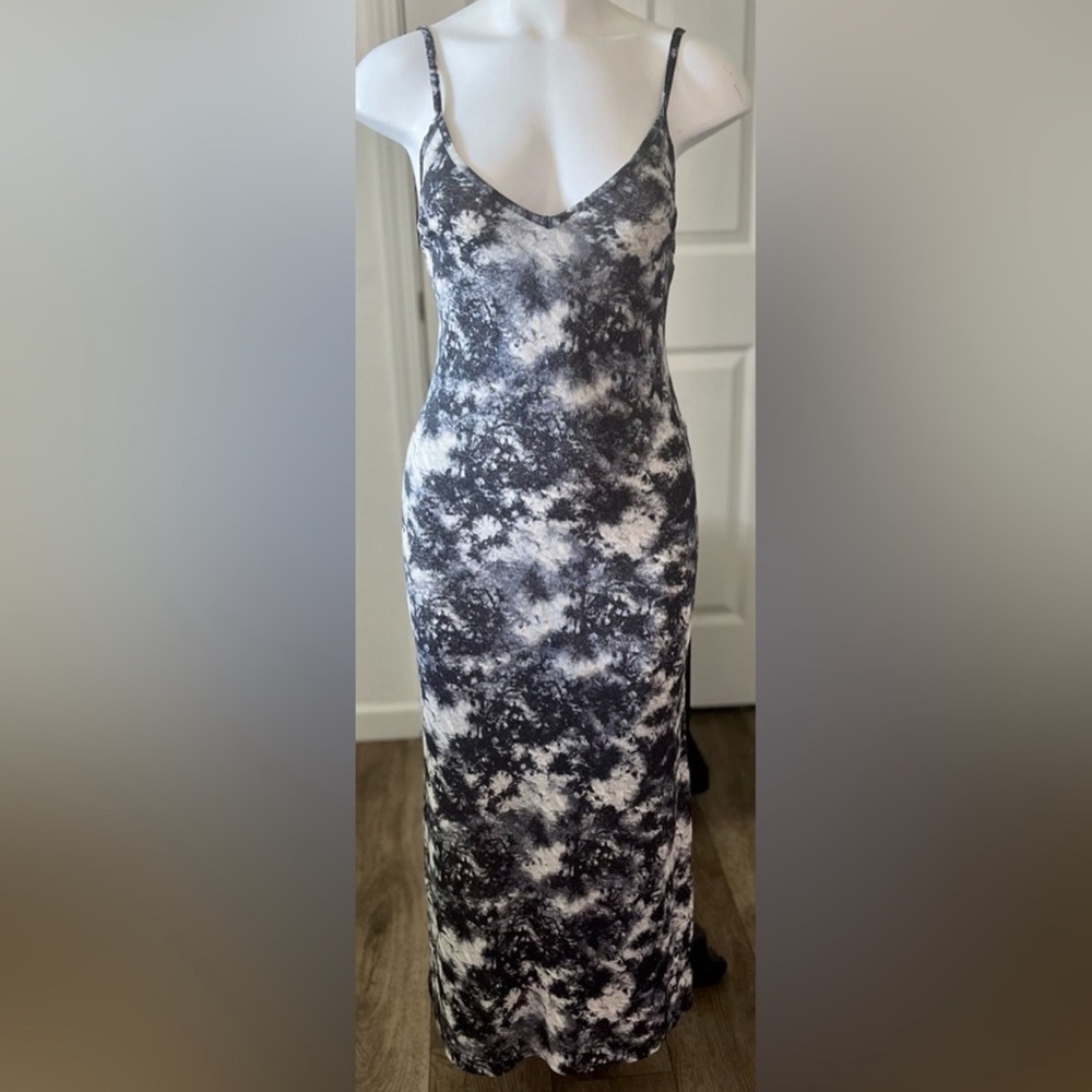 ✨ Zara Tie Dye Bodycon Maxi Dress